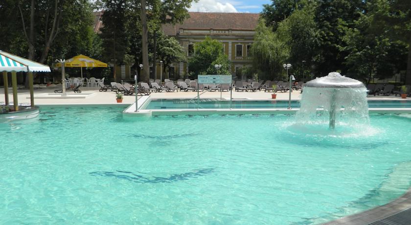 Imagine Hotel Nufarul