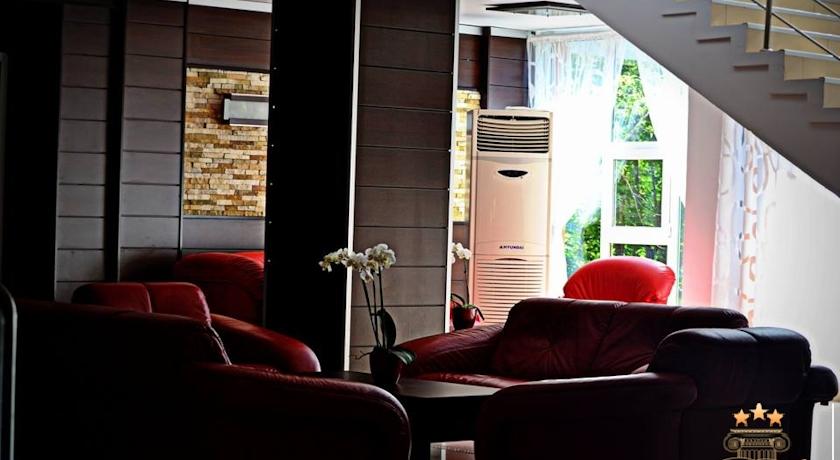 Imagine Hotel Tomis