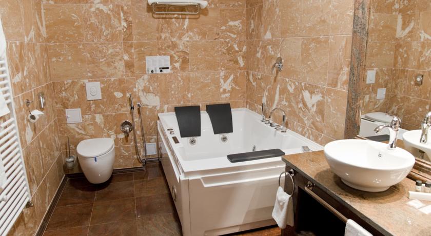 Imagine Hotel Bavaria Blu