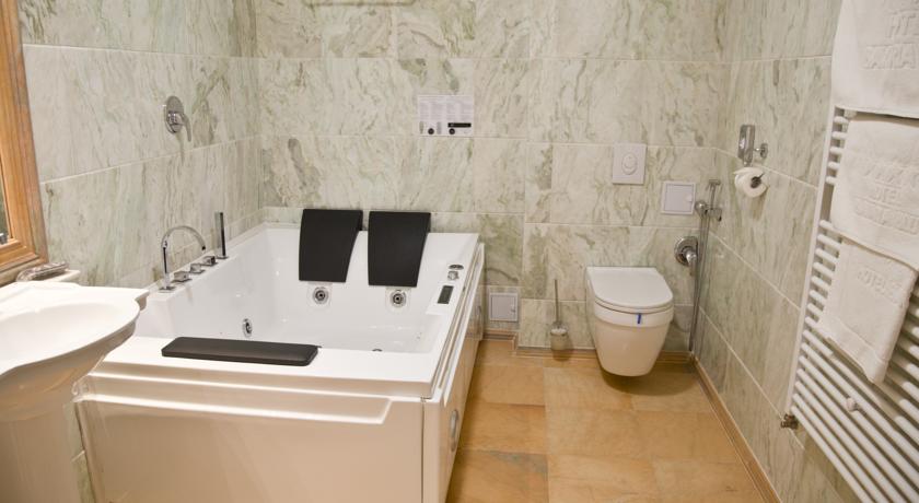 Imagine Hotel Bavaria Blu