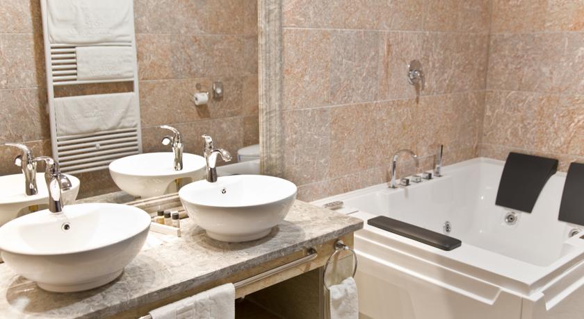 Imagine Hotel Bavaria Blu