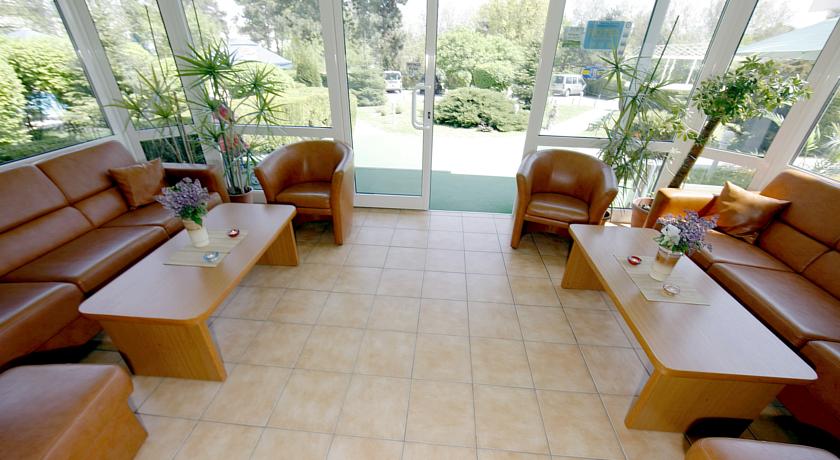 Imagine Hotel Decebal