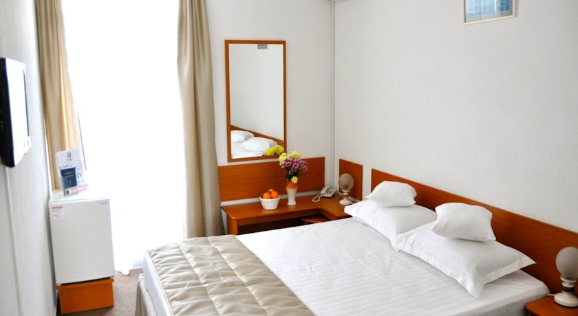 Imagine Hotel Decebal