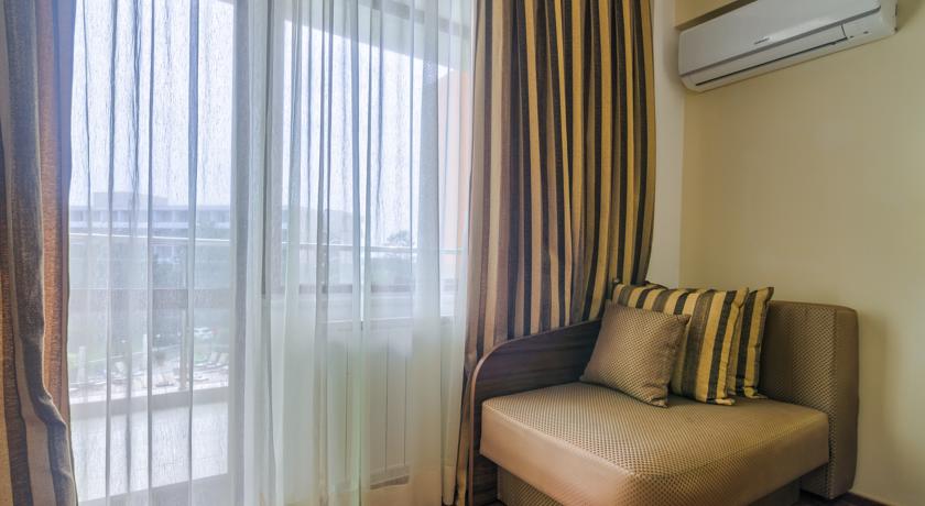 Imagine Hotel Saturn