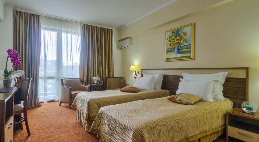 Imagine Hotel Saturn