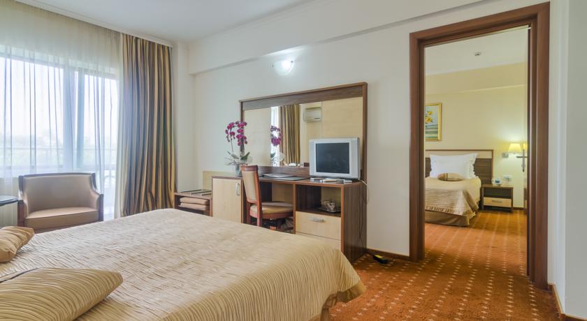 Imagine Hotel Saturn