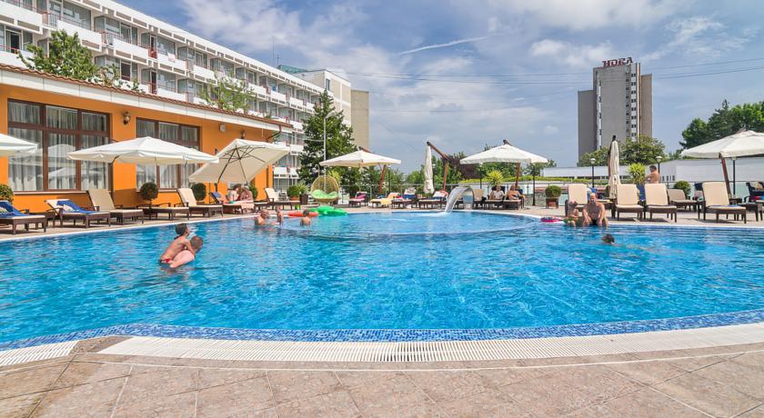 Imagine Hotel Saturn