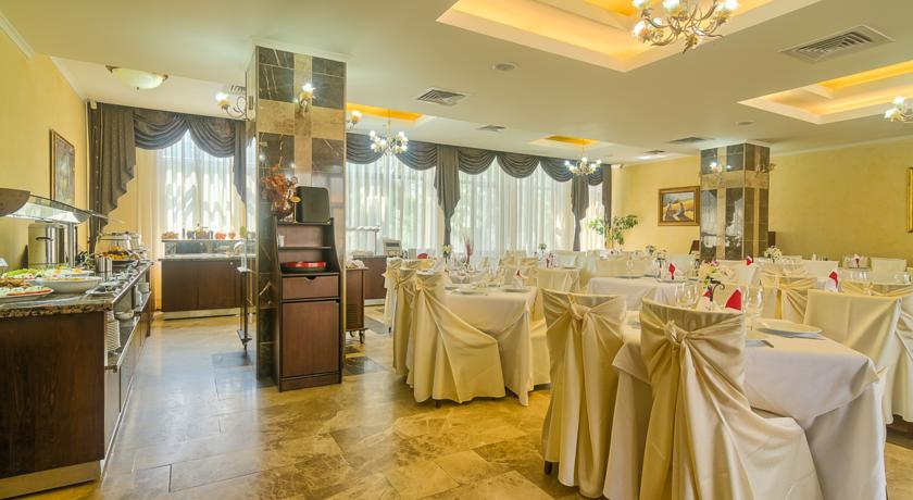 Imagine Hotel Saturn