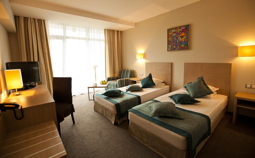 Imagine Hotel Azalia