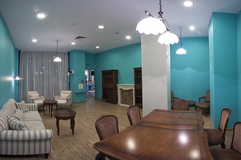 Imagine Hotel Azalia