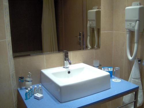 Imagine Hotel Azalia