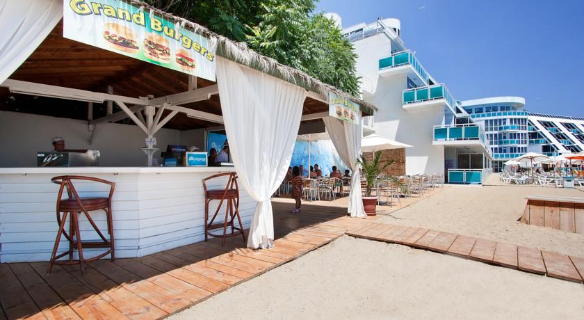 Imagine Hotel Dolphin Marina