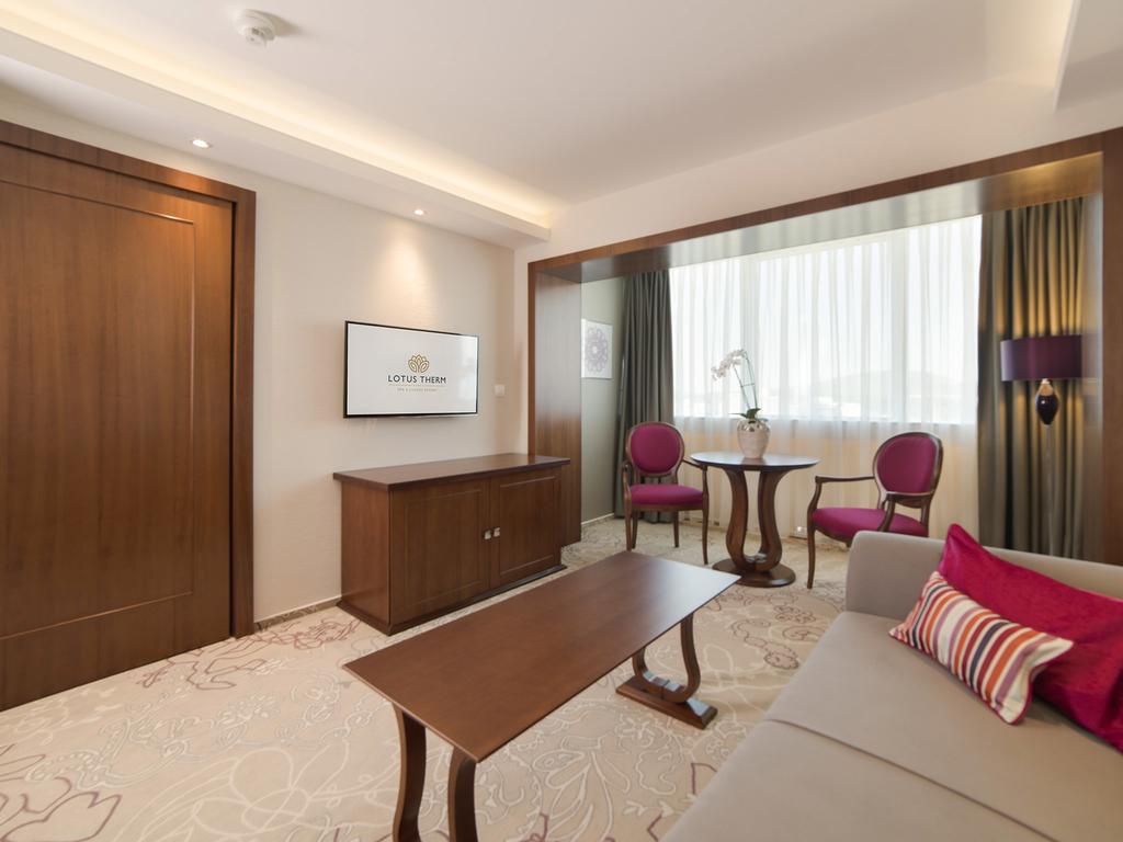 Imagine Hotel Lotus Therm