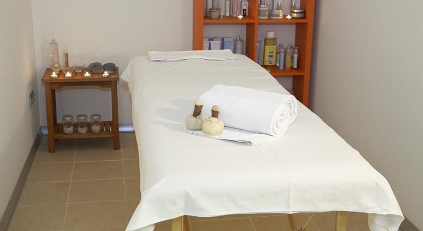 Imagine Hotel Fergus Style Nautic Park & Spa