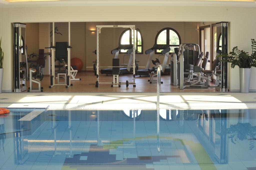 Imagine Hotel Negroponte Resort