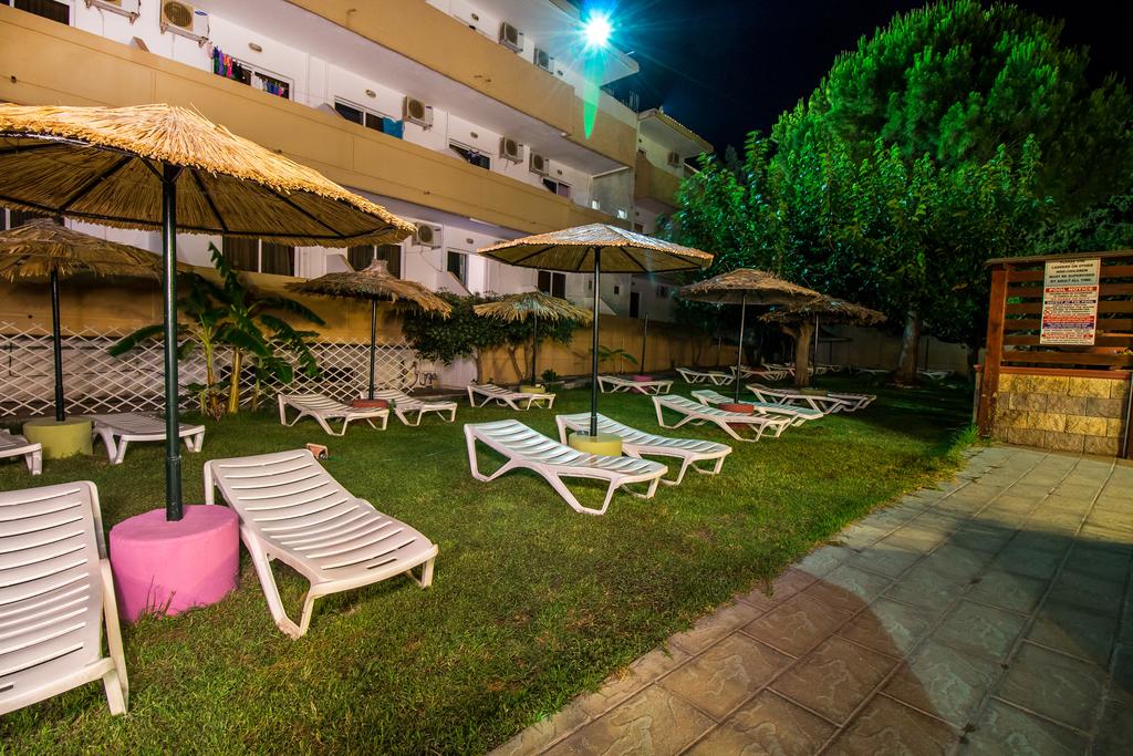 Imagine Hotel Achousa
