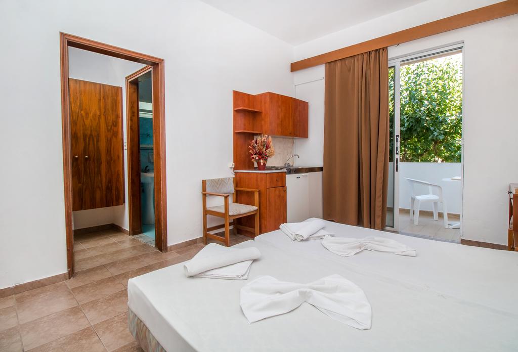 Imagine Hotel Achousa