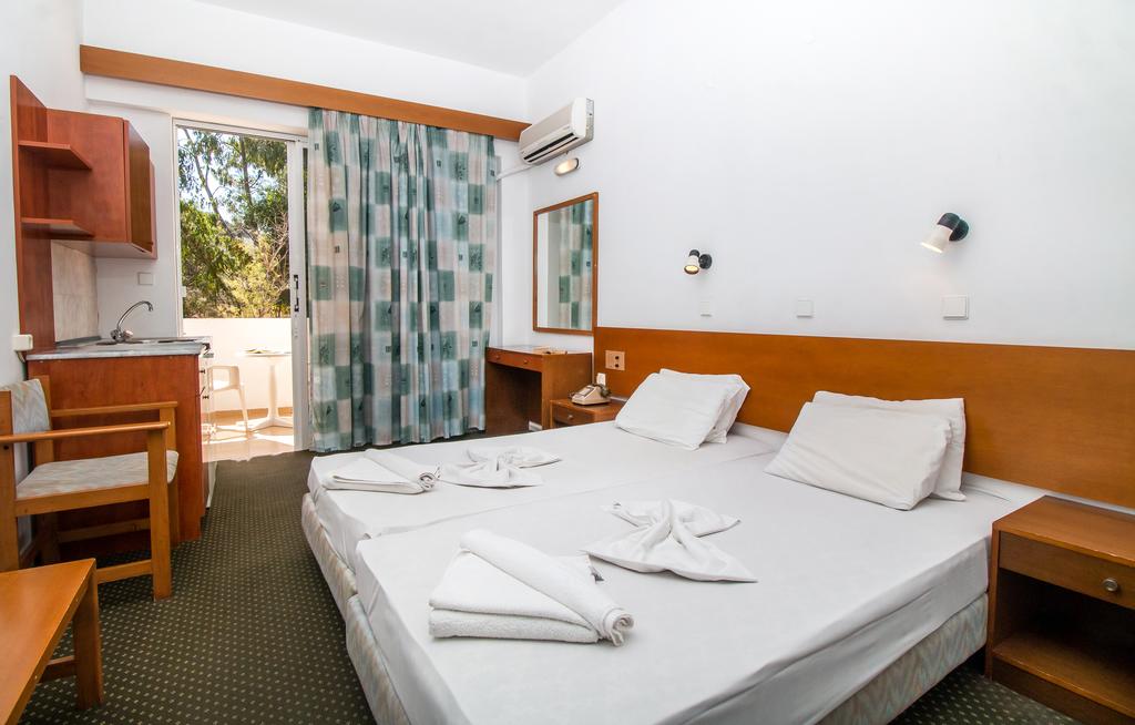 Imagine Hotel Achousa