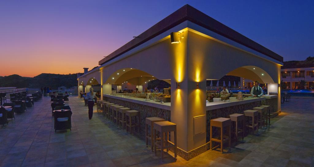 Imagine Hotel La Marquise Luxury Resort Complex