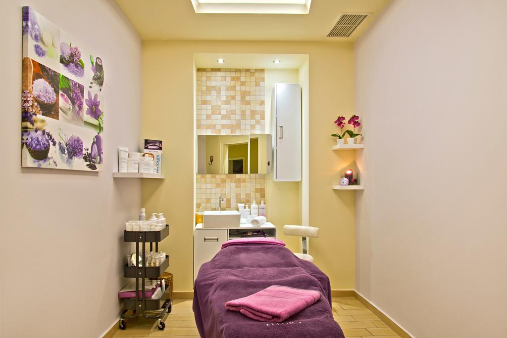 Imagine Hotel La Marquise Luxury Resort Complex