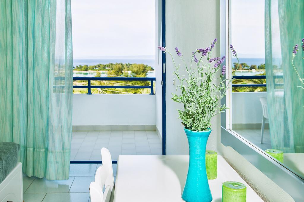 Imagine Hotel Port Marina