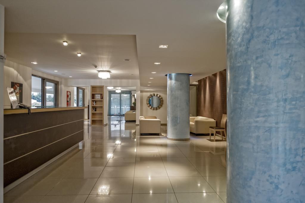 Imagine Hotel Lagomandra Beach