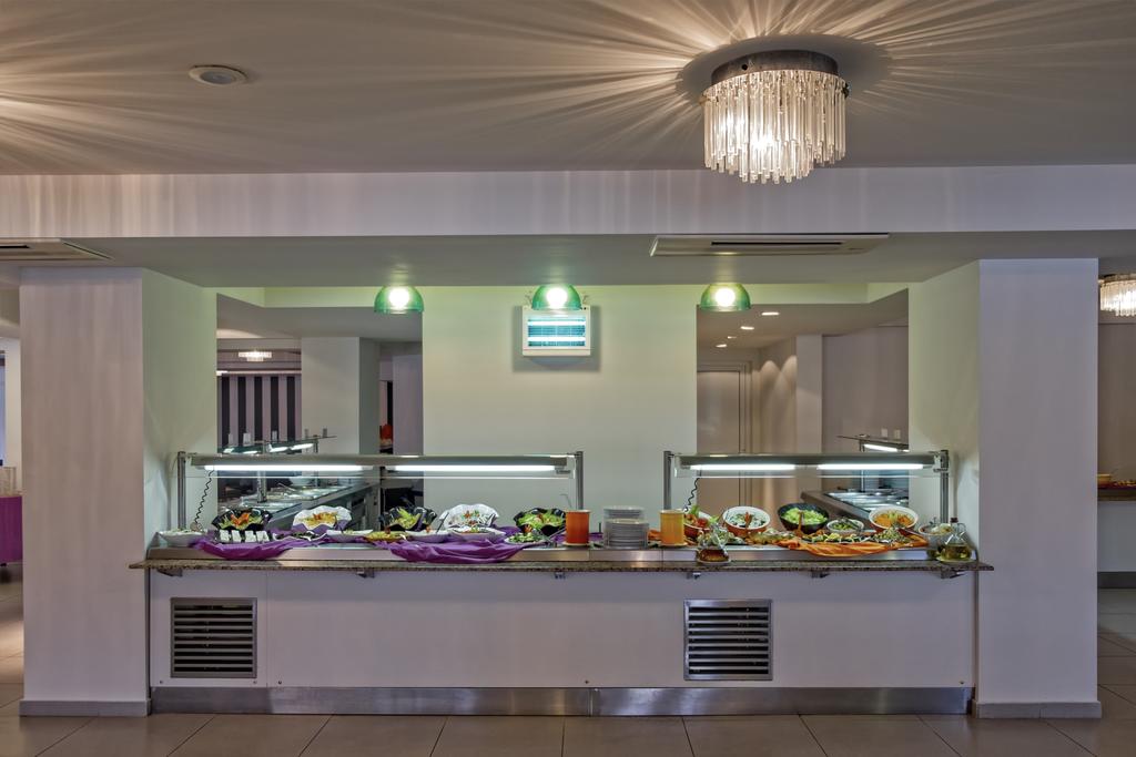 Imagine Hotel Lagomandra Beach