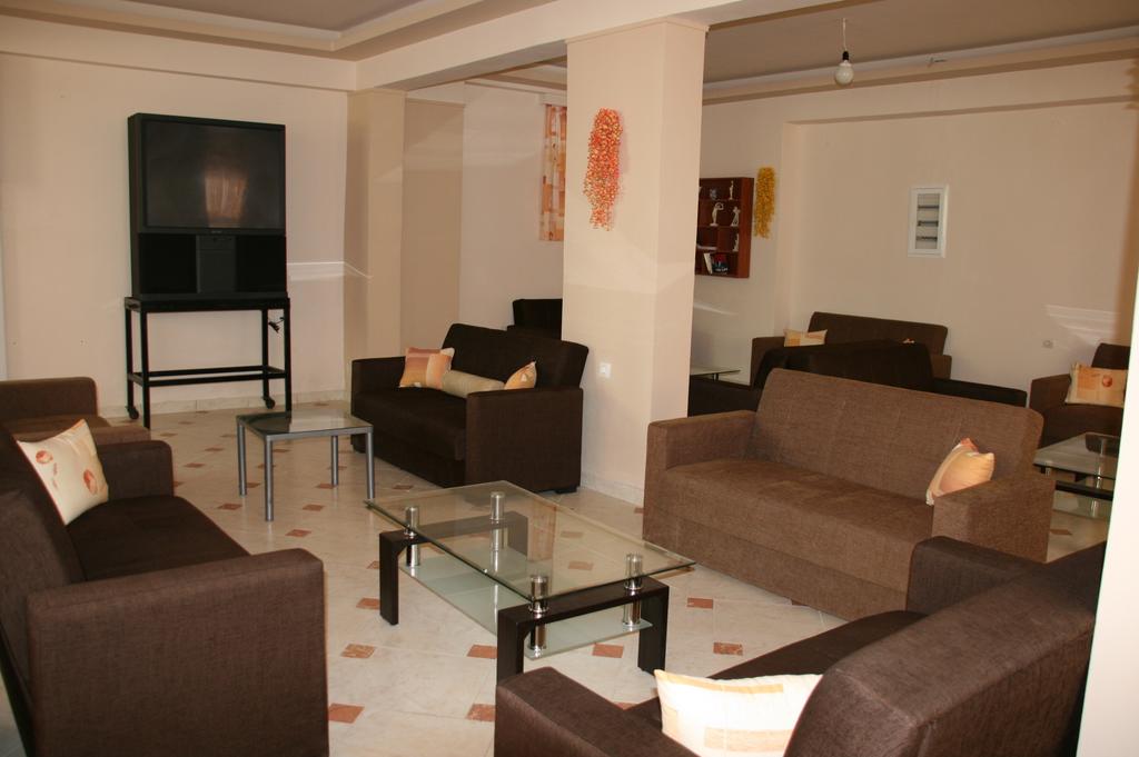 Imagine Hotel Village Inn Studios