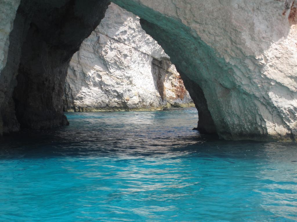 Imagine Hotel No Name Apartments