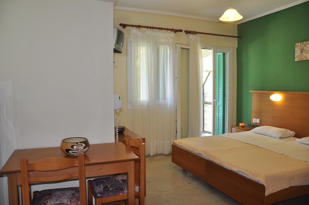 Imagine Hotel Ionian Paradise Studios