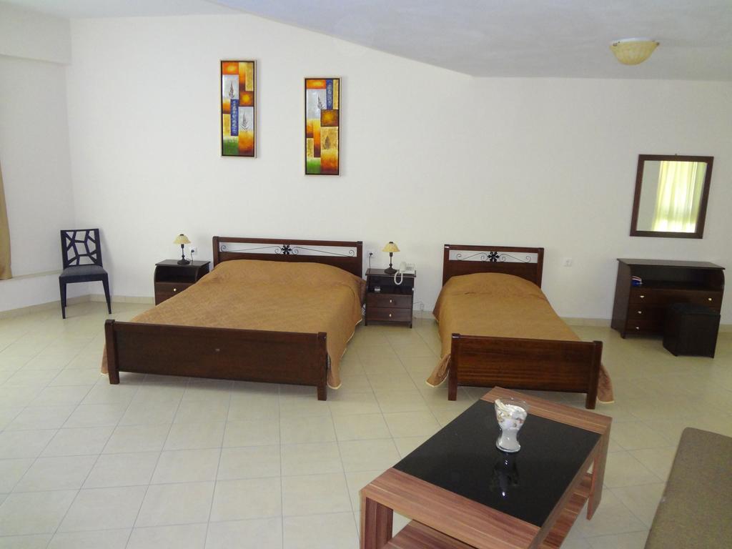 Imagine Hotel Avra Beach