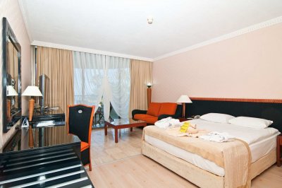 Imagine Hotel Crystal Sunrise Queen Luxury Resort & Spa
