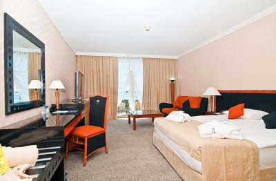 Imagine Hotel Crystal Sunrise Queen Luxury Resort & Spa