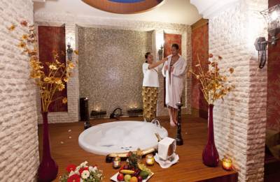 Imagine Hotel Crystal Deluxe Resort & Spa