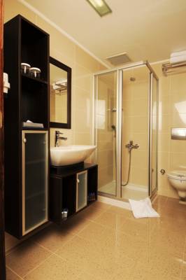 Imagine Hotel Royal Wings