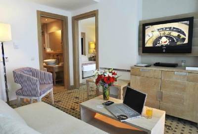 Imagine Hotel Baia Lara