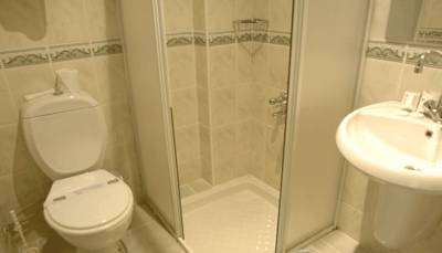 Imagine Hotel May Garden Club