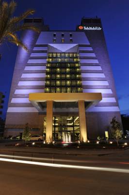Imagine Hotel Ramada Plaza