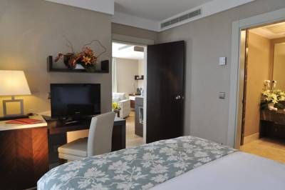 Imagine Hotel Ramada Plaza