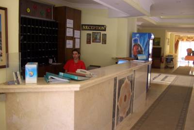 Imagine Hotel Dorado Club