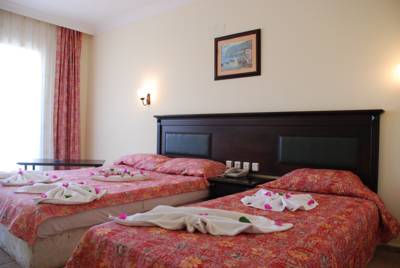 Imagine Hotel Dorado Club