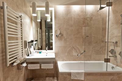 Imagine Hotelul Golden Tulip Ana Dome