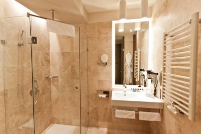 Imagine Hotelul Golden Tulip Ana Dome