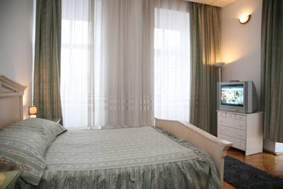 Imagine Hotel Melody Central