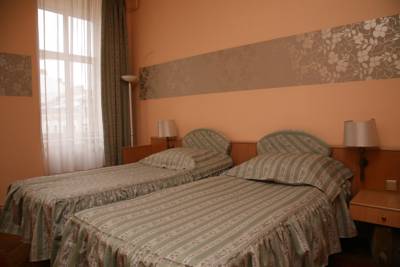 Imagine Hotel Melody Central