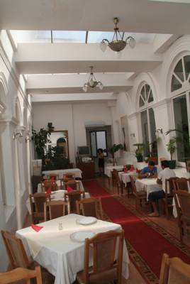 Imagine Hotel Melody Central
