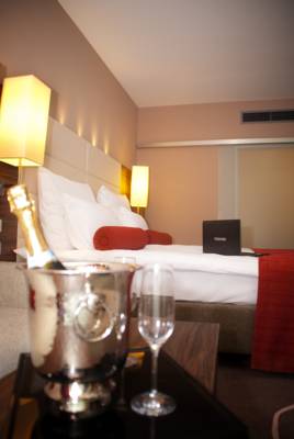 Imagine Hotel Ramada