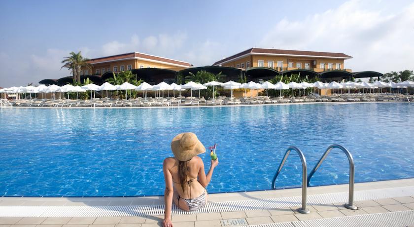 Imagine Hotel Crystal Paraiso Verde Resort