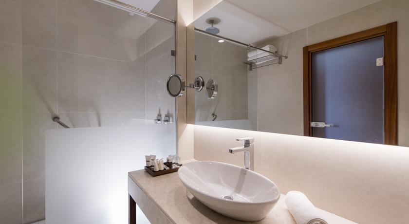 Imagine Hotel Maritim Grand Azur