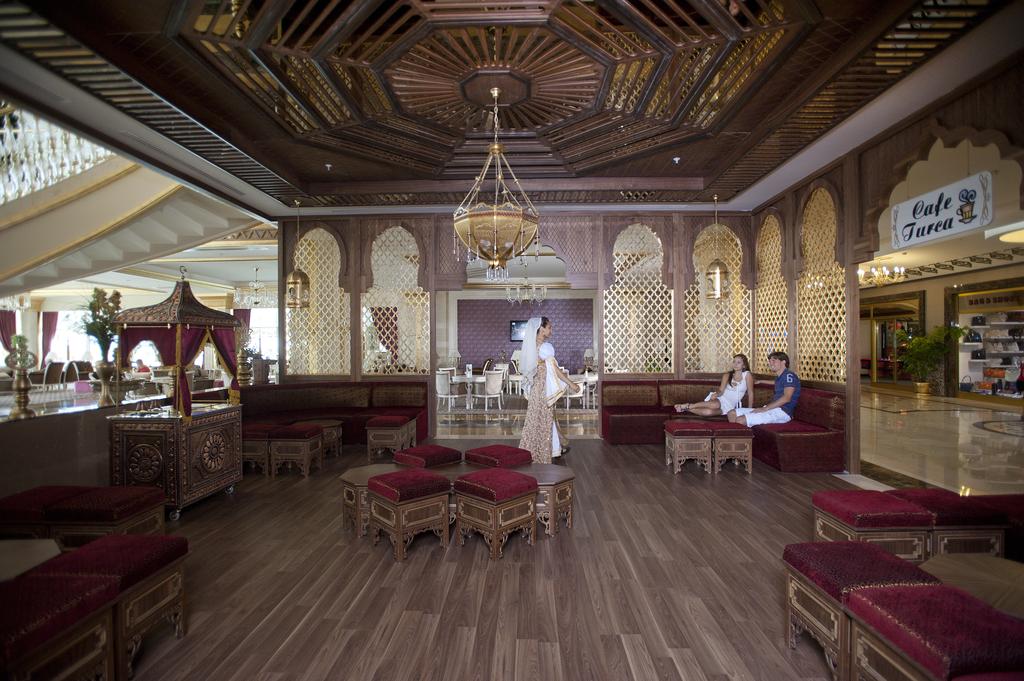 Imagine Hotel Crystal Palace Luxury Resort & Spa